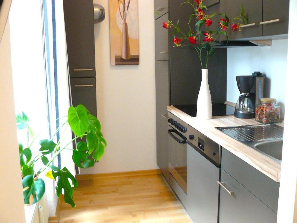 1-Zimmer-Apartment Mitten Im Friedrichshain Berlín Exterior foto